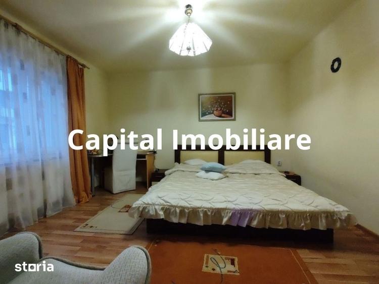 Casa cu mansarda, 7 camere, anexe, Sanmartin - 17