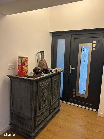 Casă cu 5 camere cu Teren 1162 Mp în Biled