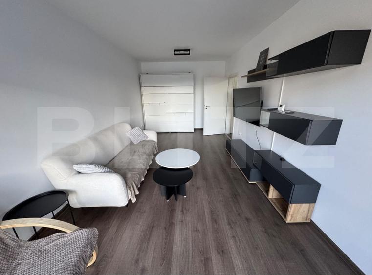 Apartament cu 2 camere decomandat, mobilat în Tractorul