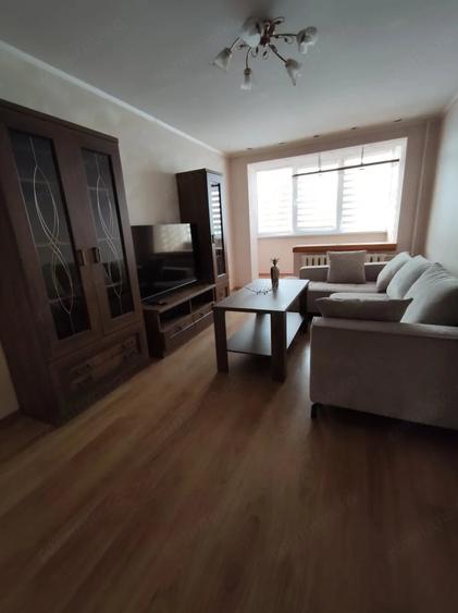 Apartament cu 2 camere decomandat în Telegrafului