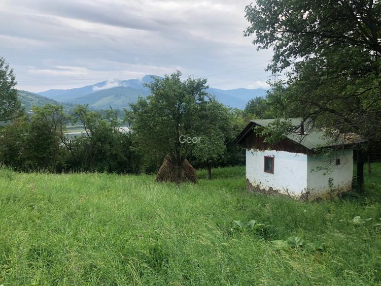 Teren intravilan de vanzare