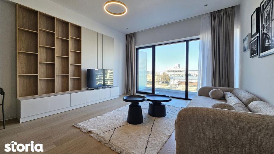 Apartament cu 3 camere, mobilat în Tei