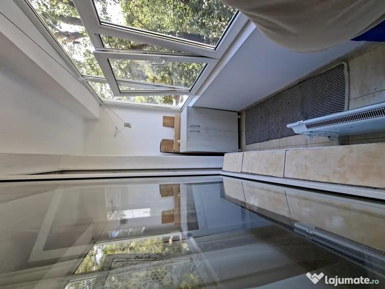 Apartament cu 2 camere decomandat în Drumul Taberei