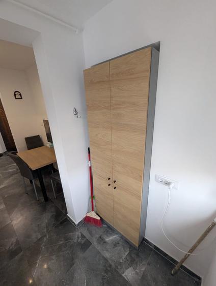 Apartament cu 2 camere decomandat, mobilat în Titan