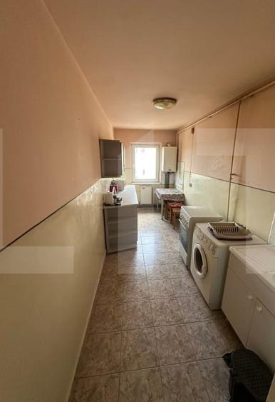 Apartament cu 3 camere decomandat în Simeria
