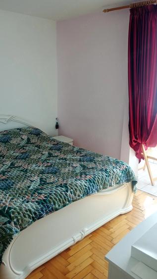 Apartament cu 2 camere decomandat în Precista