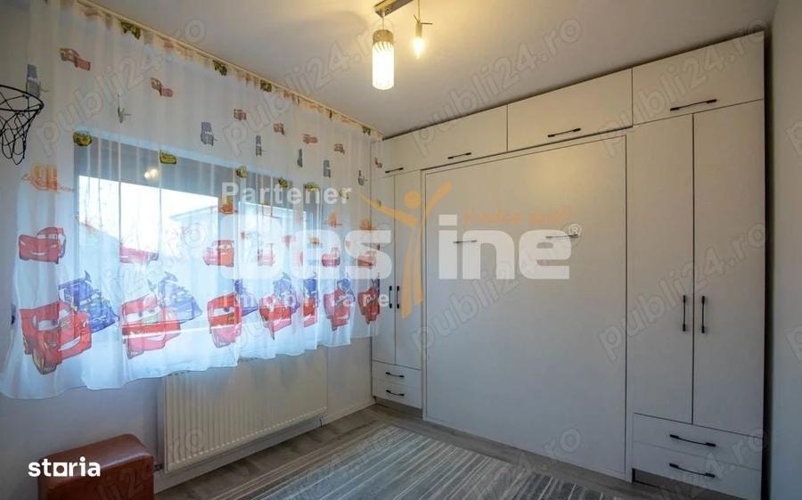 Oferim spre vanzare duplex despartit prin camera tehnica - 7