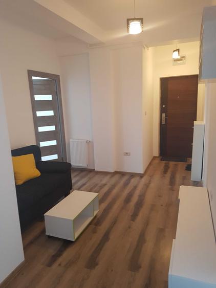 Apartament cu 2 camere decomandat în UTA