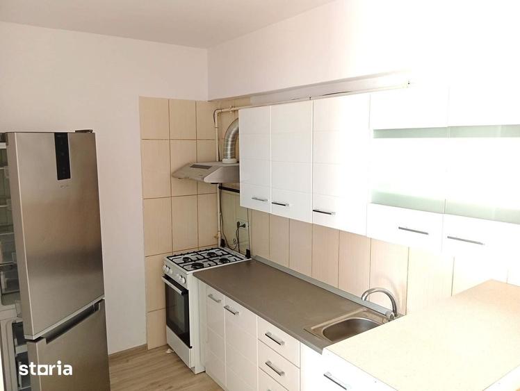 Apartament cu 3 camere decomandat în Aradul Nou