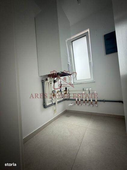 Casă cu 4 camere cu Teren 254 Mp în Remetea Mare