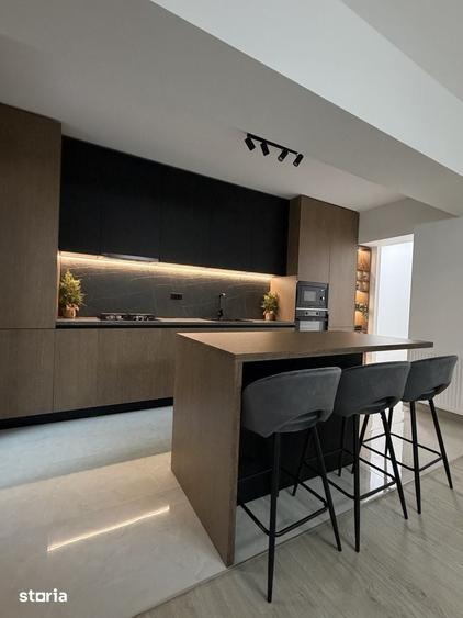 Apartament cu 3 camere decomandat în Decebal