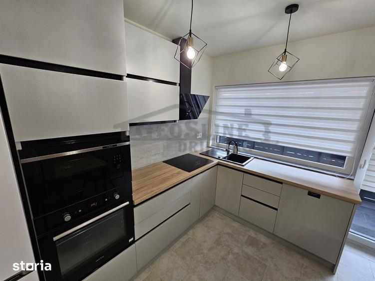 Apartament cu 3 camere decomandat în Baciu