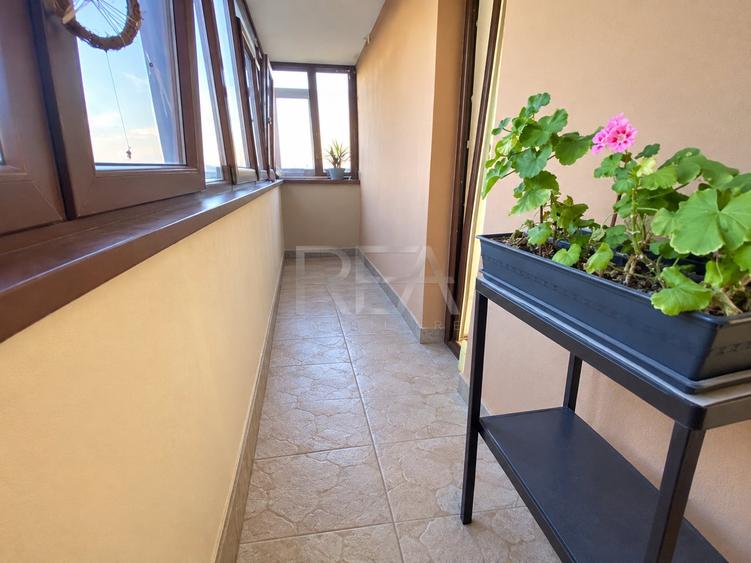 Apartament cu 4 camere decomandat, mobilat în Rahova