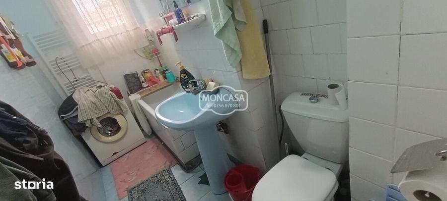 Apartament cu 3 camere decomandat în Central