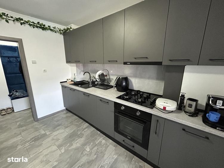 Apartament cu 2 camere decomandat în Miorița