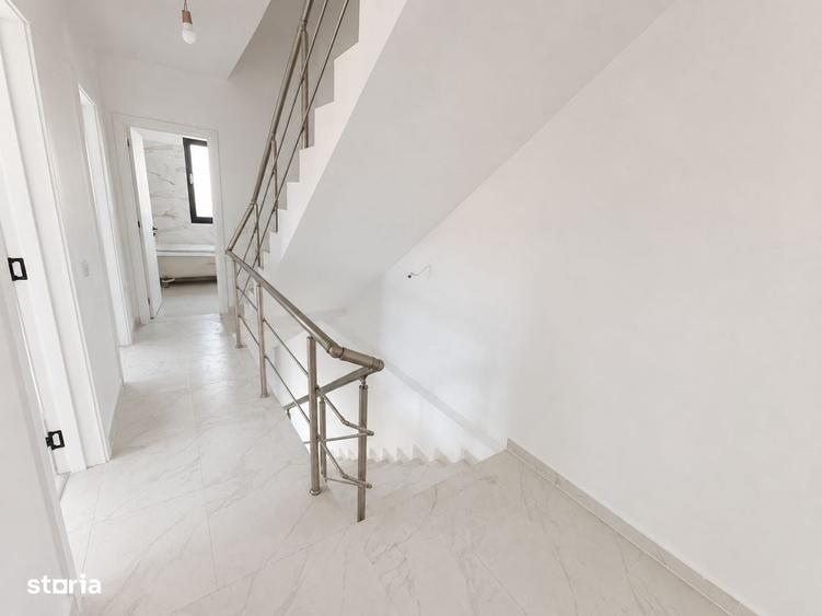 Casă cu 4 camere cu Teren 200 Mp în Central