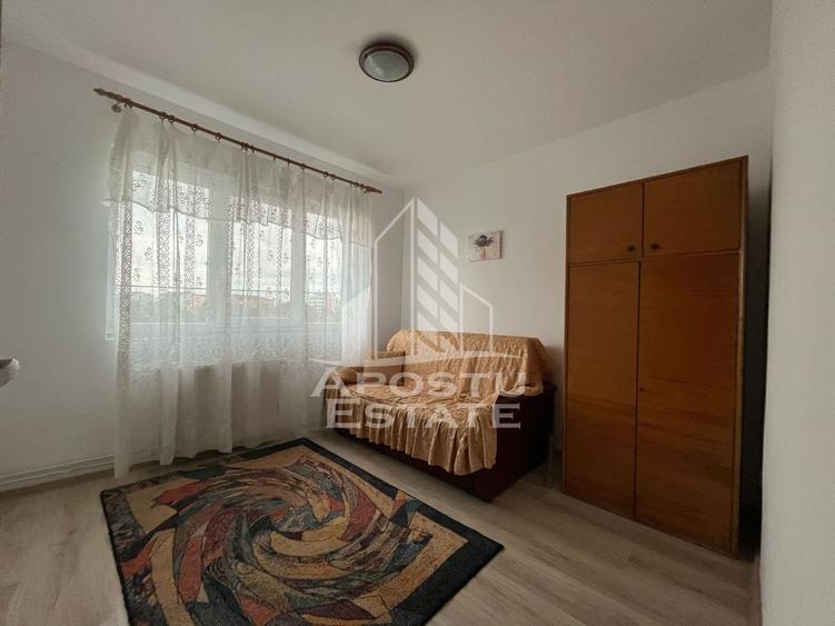 Apartament cu 3 camere decomandat, mobilat în Șagului