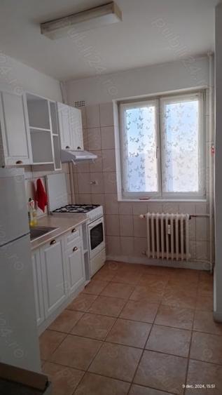 Apartament cu 2 camere semidecomandat, mobilat în Tineretului