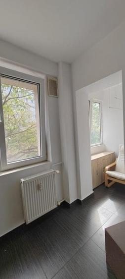 Apartament cu 2 camere semidecomandat, mobilat în Baba Novac