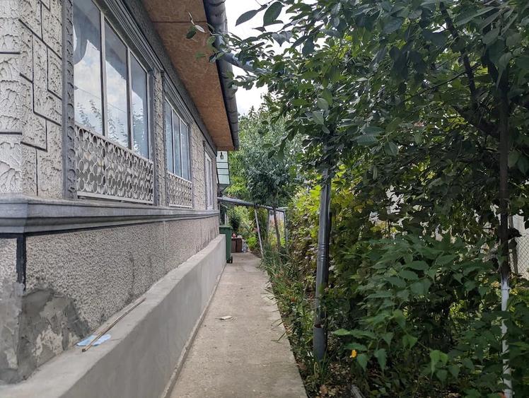 Casă cu Teren 500 Mp în Central