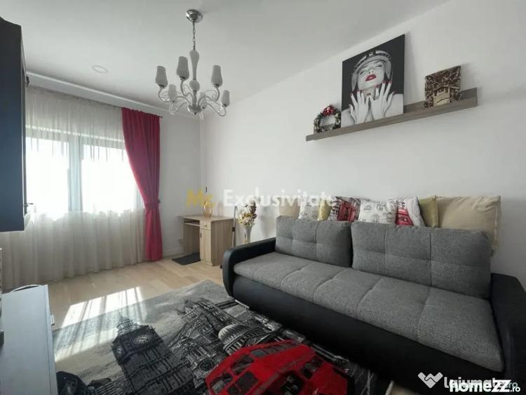 Casă cu 7 camere cu Teren 1042 Mp în Cornu
