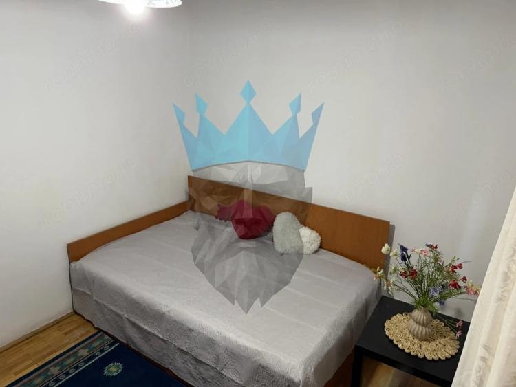 Apartament cu 3 camere decomandat în Splaiul Unirii