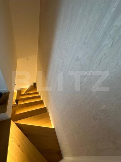 Duplex cu 4 camere cu Canalizare în Iris