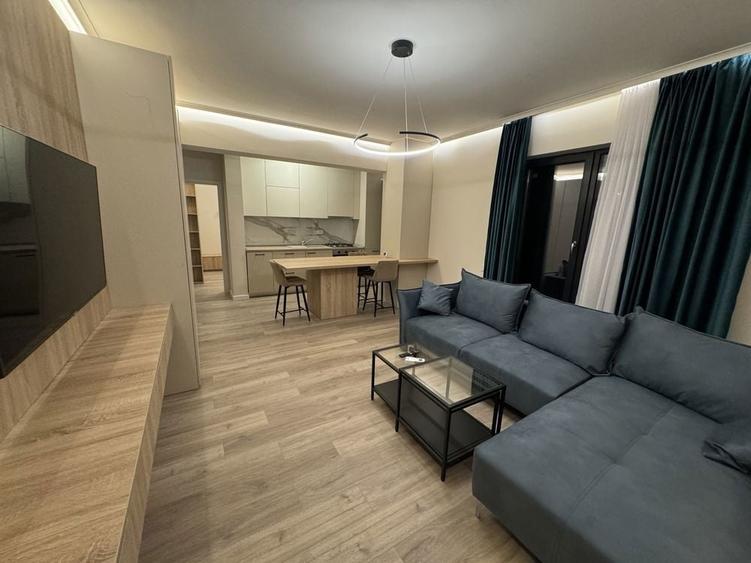 Apartament cu 2 camere semidecomandat în Lujerului
