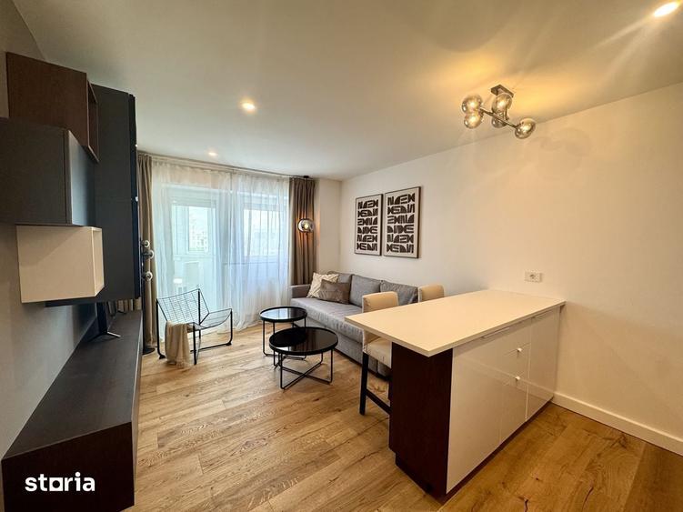 Apartament cu 3 camere decomandat în Intim