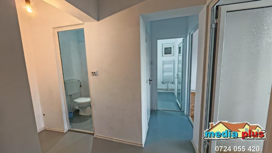 Apartament cu 3 camere decomandat în Țiglina 1