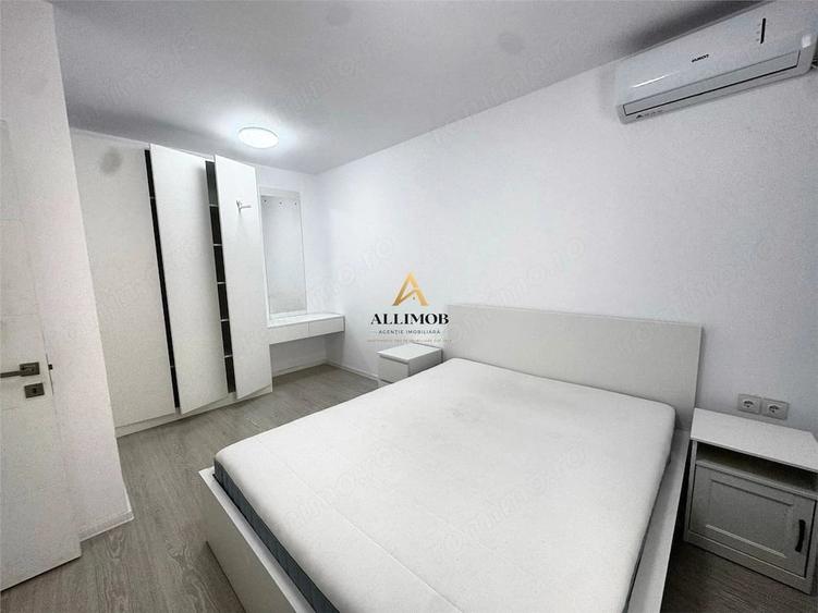 Casă cu 5 camere cu Teren 50 Mp în Central