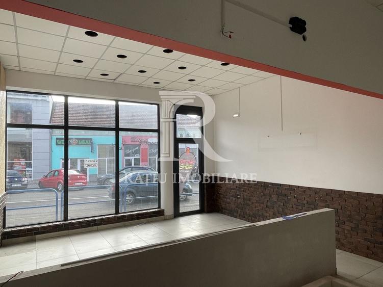 Spațiu comercial, de 143 mp, în Central
