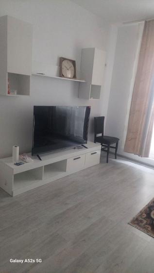 Apartament cu 2 camere decomandat în Rudeni