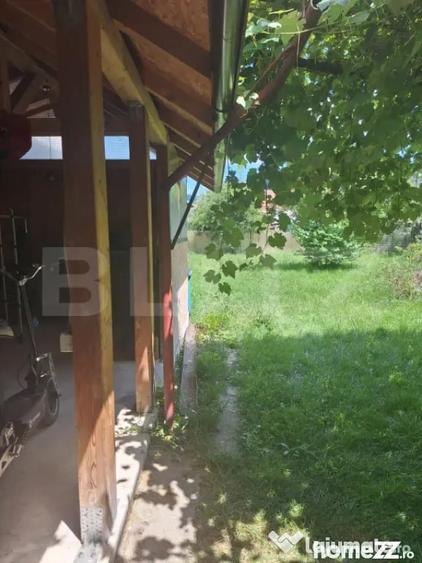 Casă cu 4 camere cu Teren 1100 Mp în Central