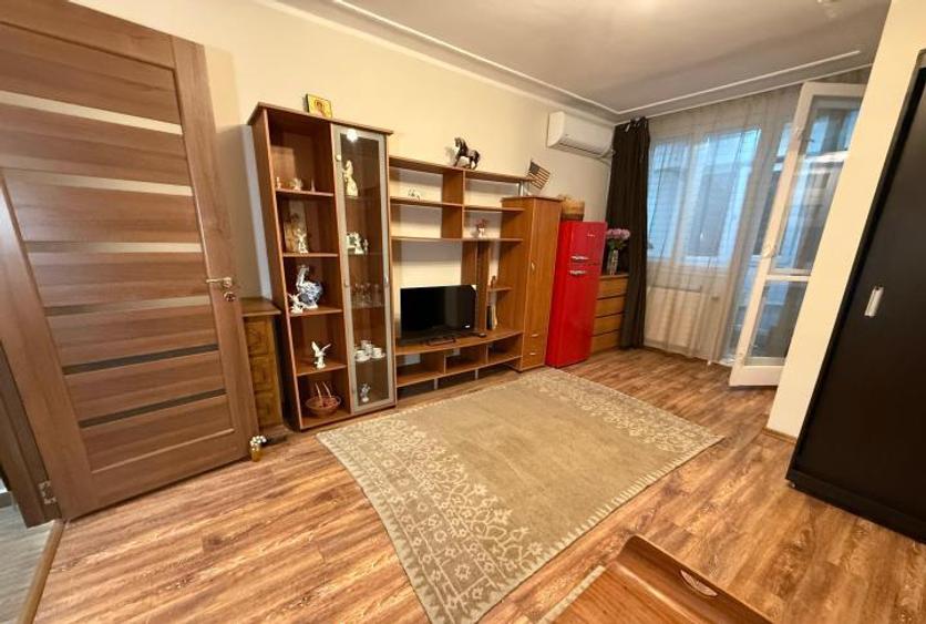 Garsonieră semidecomandată, mobilată în Iancului