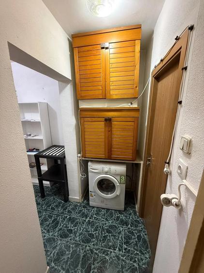 Apartament cu 3 camere decomandat în Tineretului