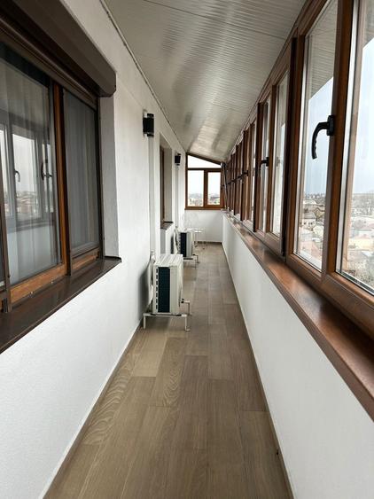 Apartament cu 4 camere decomandat, mobilat în Nord
