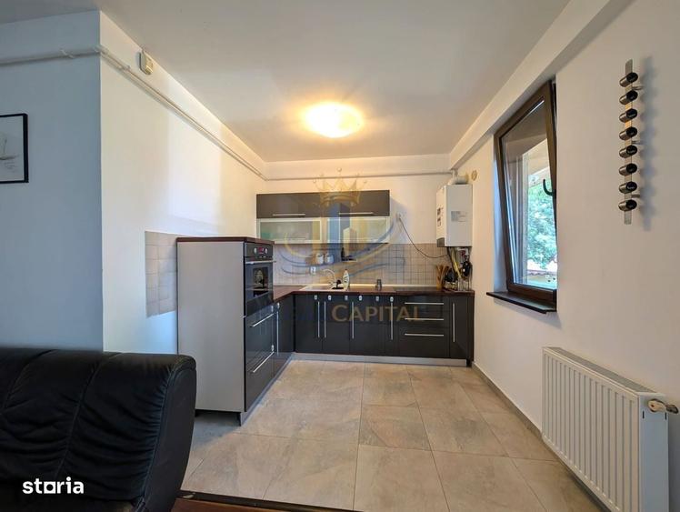 Apartament cu 3 camere decomandat în Dămăroaia