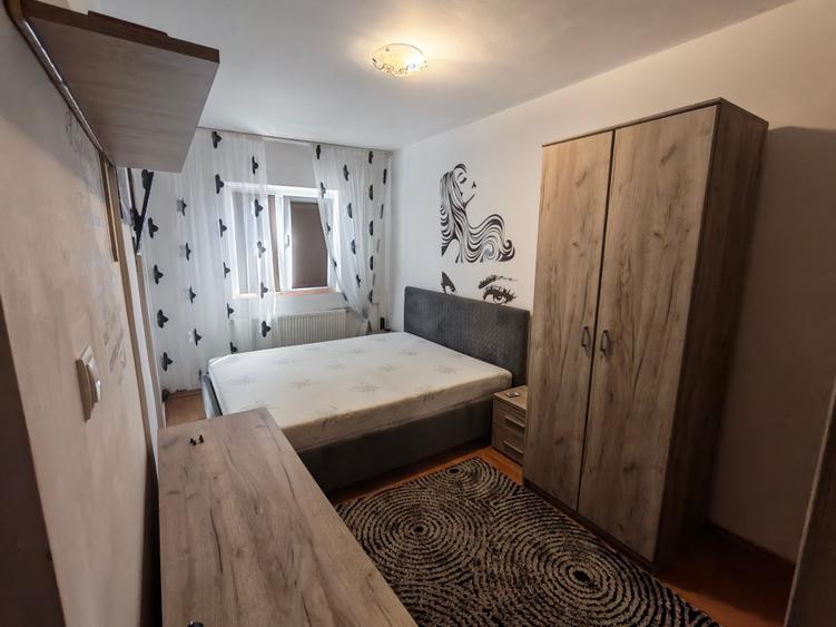 Apartament cu 2 camere nedecomandat în Girocului
