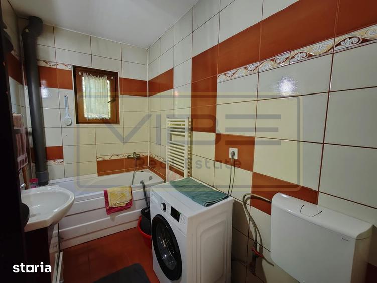 Casă cu 5 camere cu Teren 400 Mp în Cug