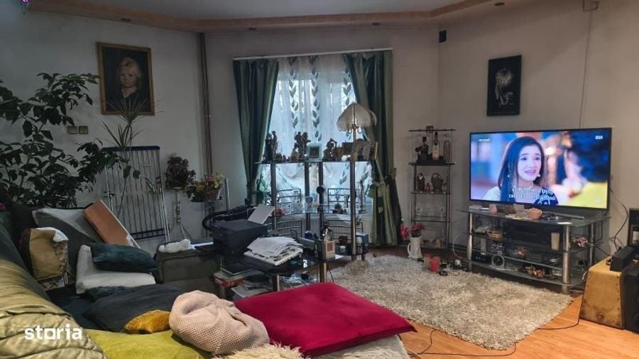 Casă cu 3 camere cu Teren 828 Mp în Bejan