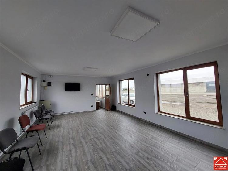 Spațiu comercial, de 705 mp, în Vladimirescu