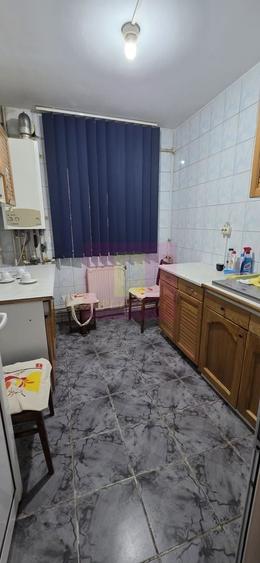 Apartament cu 3 camere decomandat în Autogară