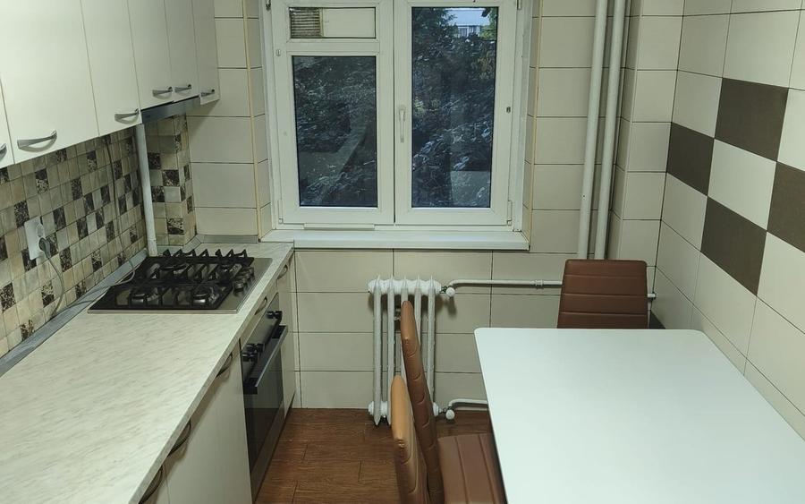Apartament cu 2 camere decomandat, mobilat în Câmpia Libertății