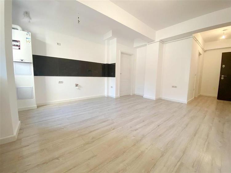 Apartament cu 2 camere decomandat în Tătărași — fotografia 1