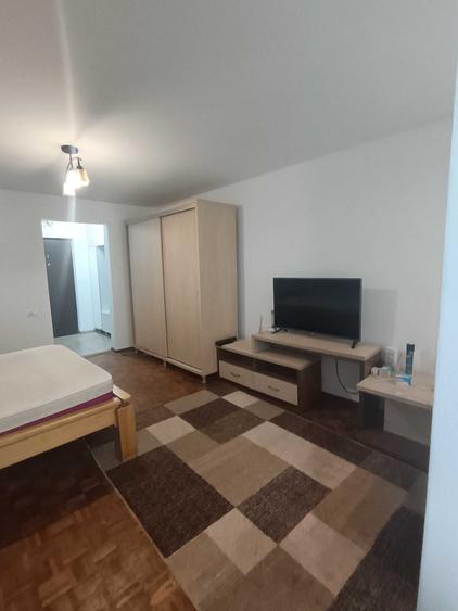 Garsonieră semidecomandată în Barieră
