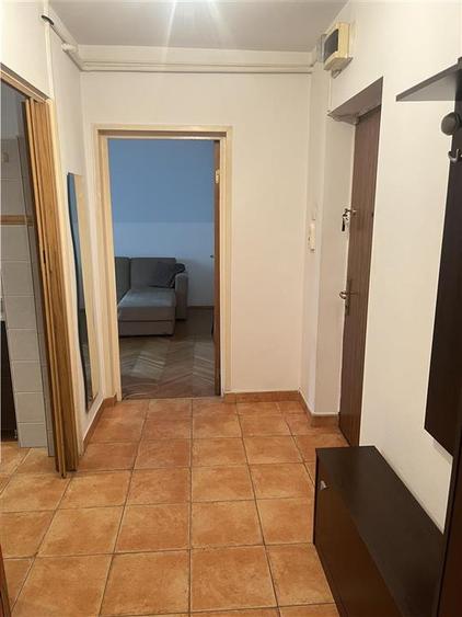 Apartament cu 2 camere decomandat, mobilat în Obor
