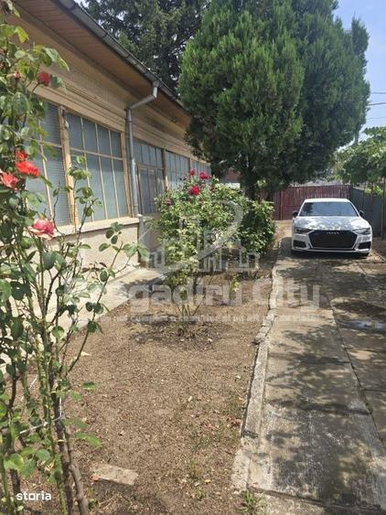Casă cu 4 camere cu Teren 2553 Mp în Cornetu