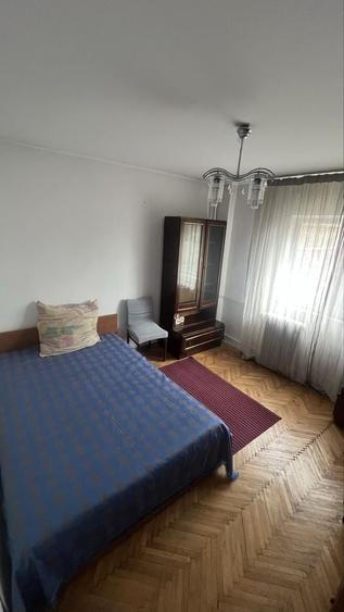 Apartament cu 2 camere decomandat în Aradului
