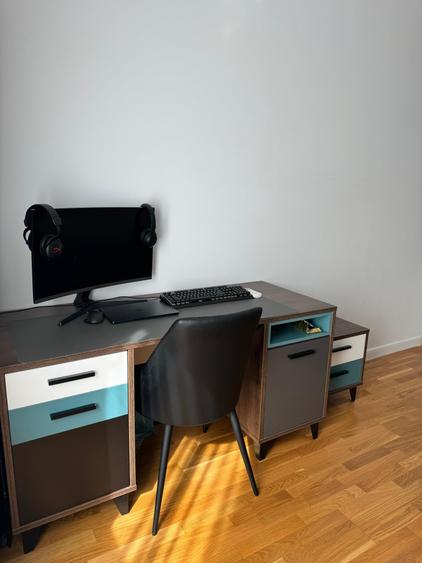 Apartament cu 3 camere decomandat în Domenii
